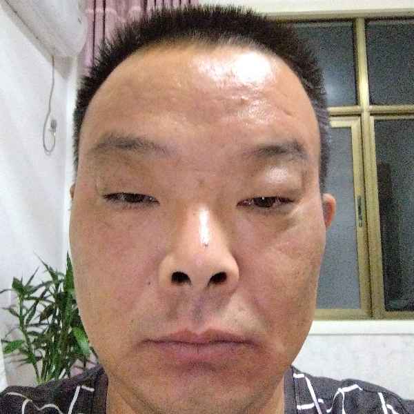 江苏46岁单身帅哥真诚找对象-保山相亲网