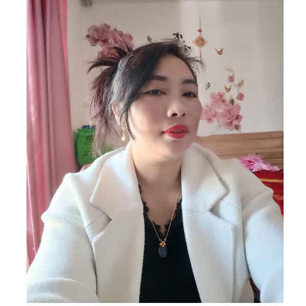 云南44岁单身美女真诚找对象-保山征婚相亲网